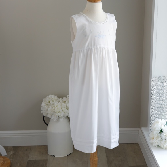 RARE Vintage Strasburg Heirloom Slip Dress Size 7/8 Hand Embroidery Like New - Picture 5 of 9